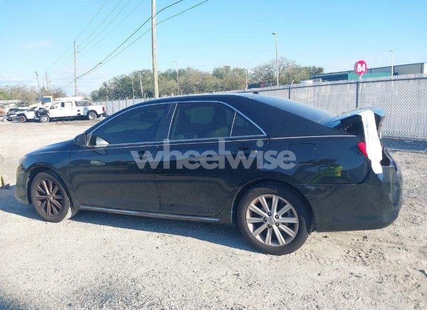 Photo 14 of 2014 Toyota Camry XLE (VIN 4T1BF1FKXEU468254)