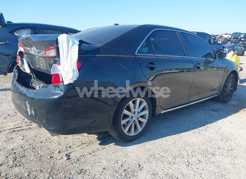 Photo 4 of 2014 Toyota Camry XLE (VIN 4T1BF1FKXEU468254)
