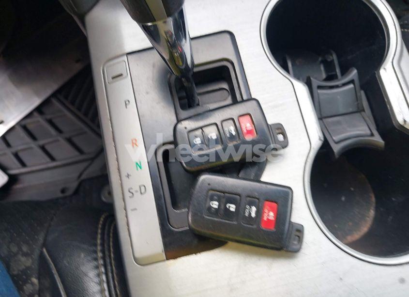 Photo 11 of 2014 Toyota Camry SE (VIN 4T1BF1FKXEU743668)