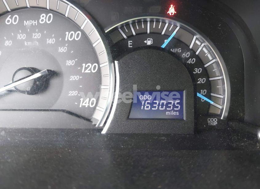 Photo 15 of 2014 Toyota Camry SE (VIN 4T1BF1FKXEU743668)