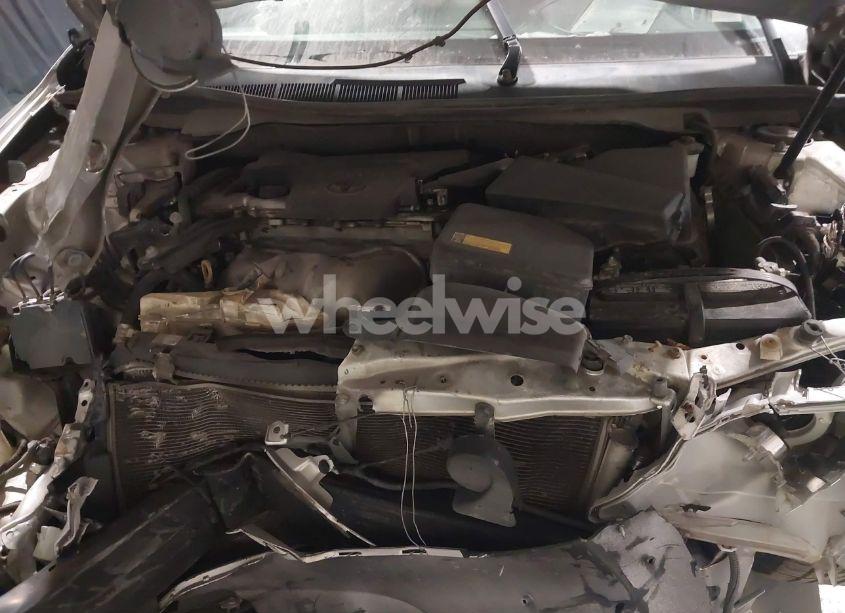 Photo 10 of 2014 Toyota Camry SE (VIN 4T1BF1FKXEU747168)