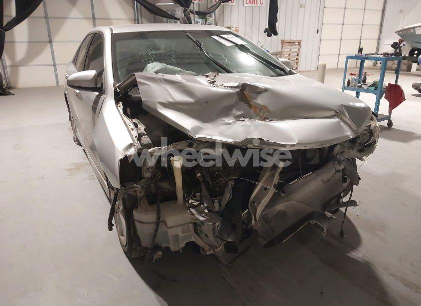 Photo 6 of 2014 Toyota Camry SE (VIN 4T1BF1FKXEU747168)