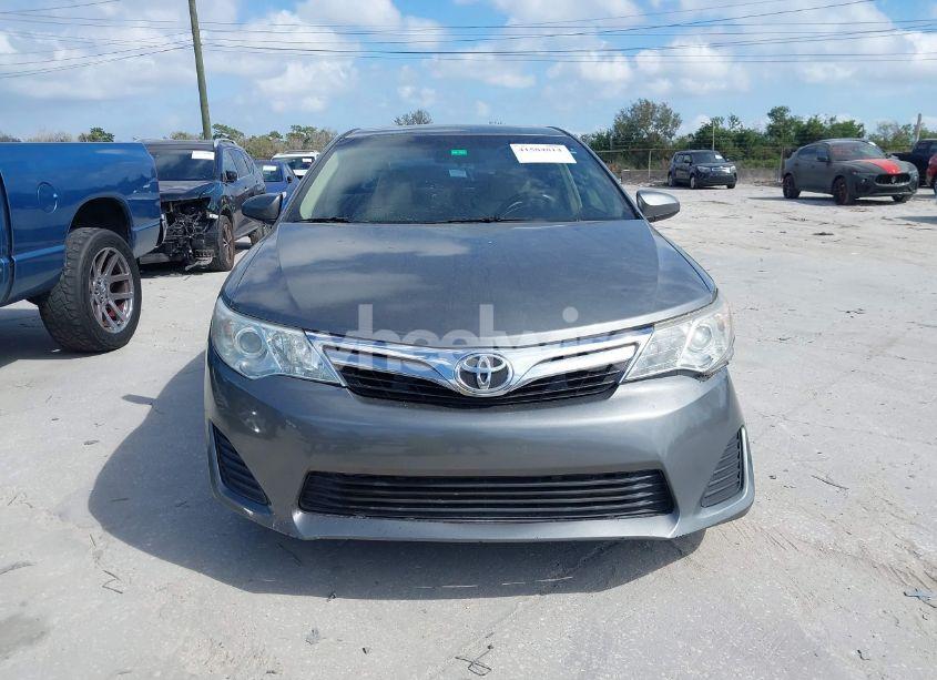 Photo 13 of 2014 Toyota Camry LE (VIN 4T1BF1FKXEU776704)