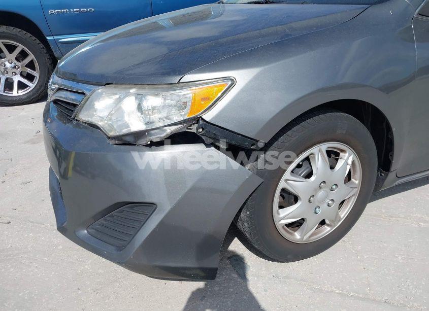 Photo 18 of 2014 Toyota Camry LE (VIN 4T1BF1FKXEU776704)