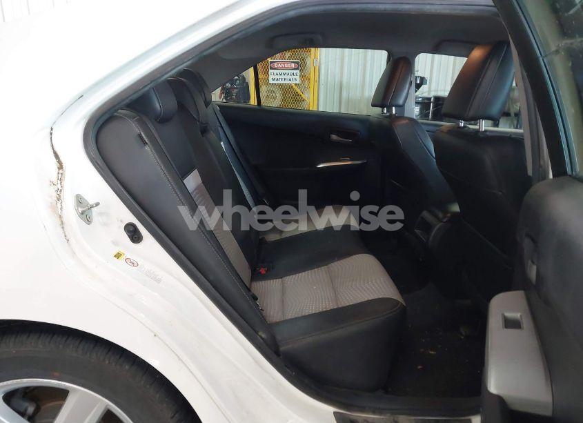 Photo 8 of 2014 Toyota Camry SE (VIN 4T1BF1FKXEU792935)