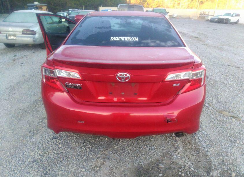 Photo 6 of 2014 Toyota Camry SE (VIN 4T1BF1FKXEU823200)