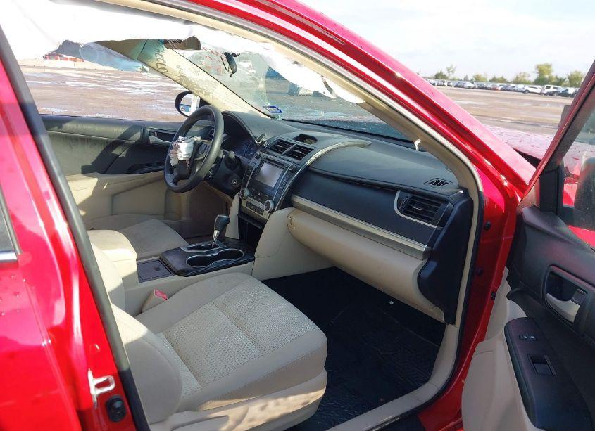 Photo 5 of 2014 Toyota Camry LE (VIN 4T1BF1FKXEU840854)