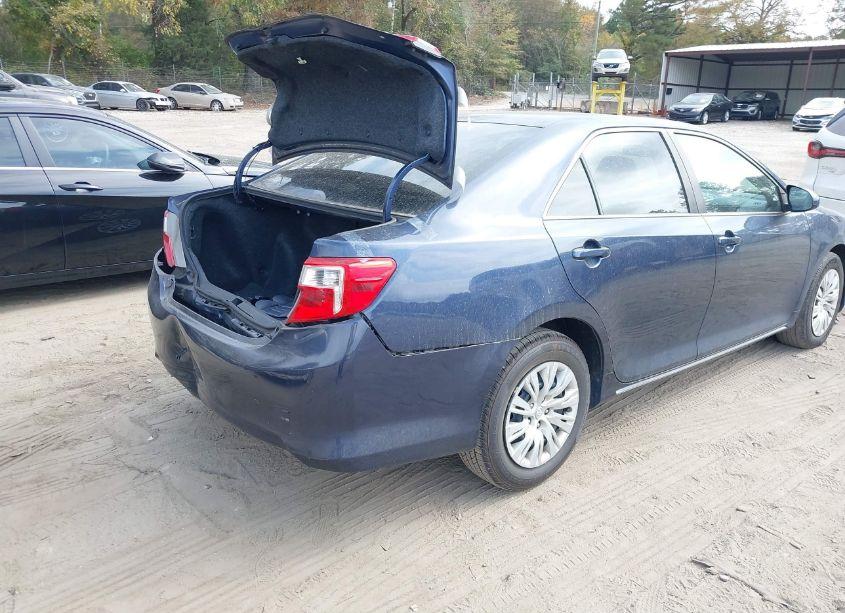 Photo 4 of 2014 Toyota Camry LE (VIN 4T1BF1FKXEU856908)