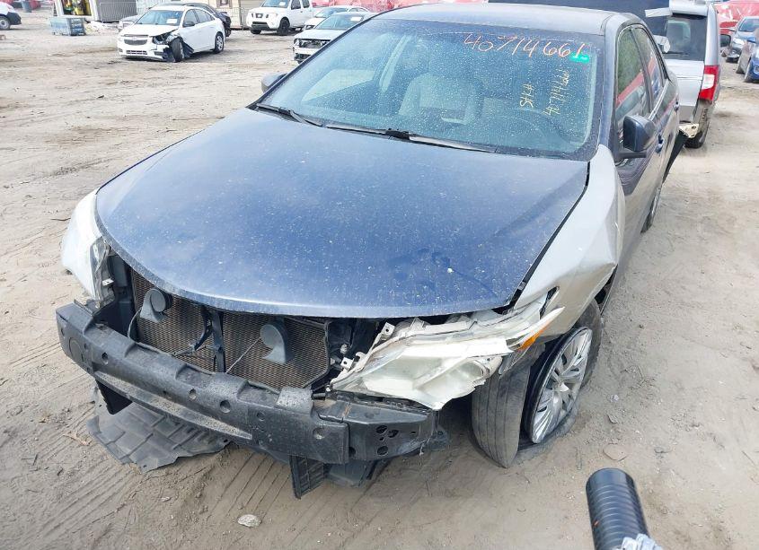 Photo 6 of 2014 Toyota Camry LE (VIN 4T1BF1FKXEU856908)