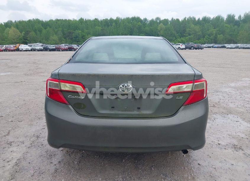 Photo 16 of 2014 Toyota Camry LE (VIN 4T1BF1FKXEU871571)