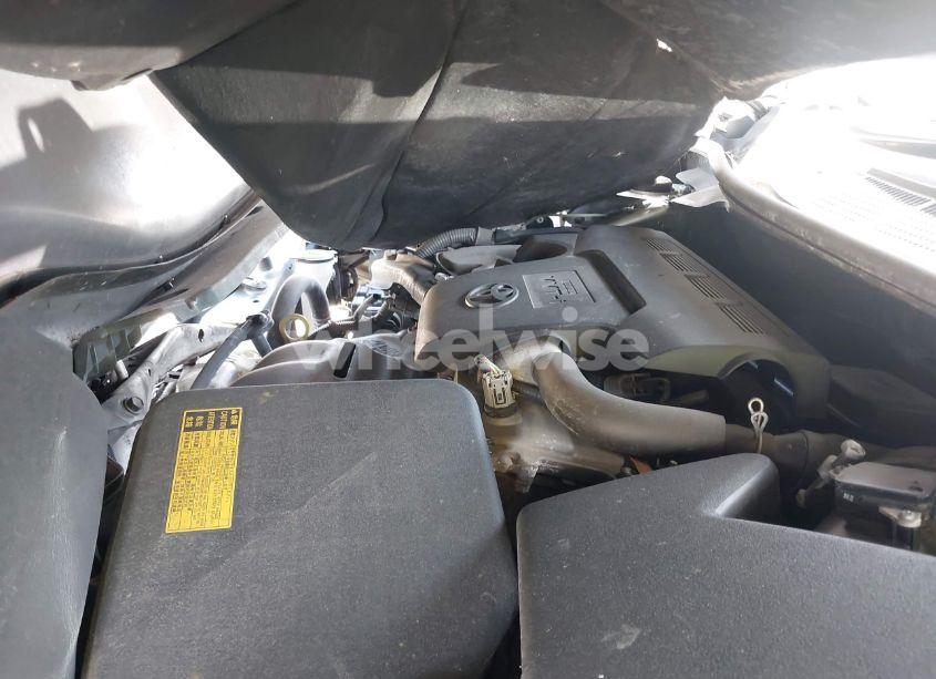 Photo 10 of 2015 Toyota Camry SE (VIN 4T1BF1FKXFU021005)