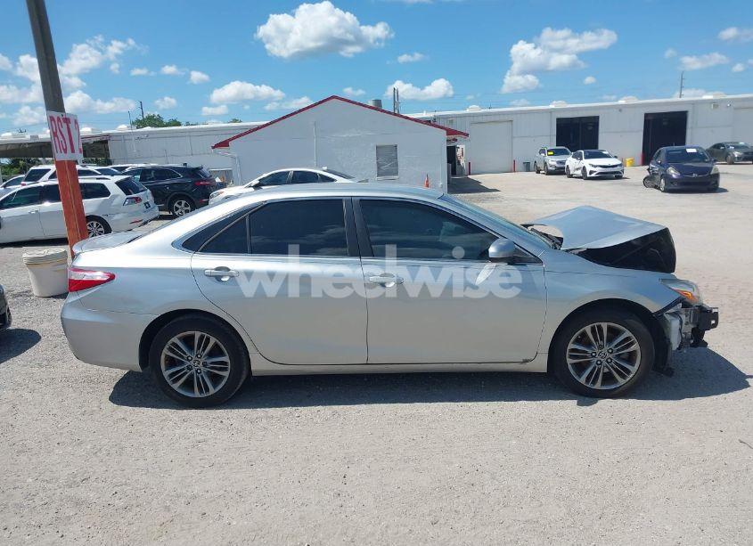 Photo 12 of 2015 Toyota Camry SE (VIN 4T1BF1FKXFU021005)