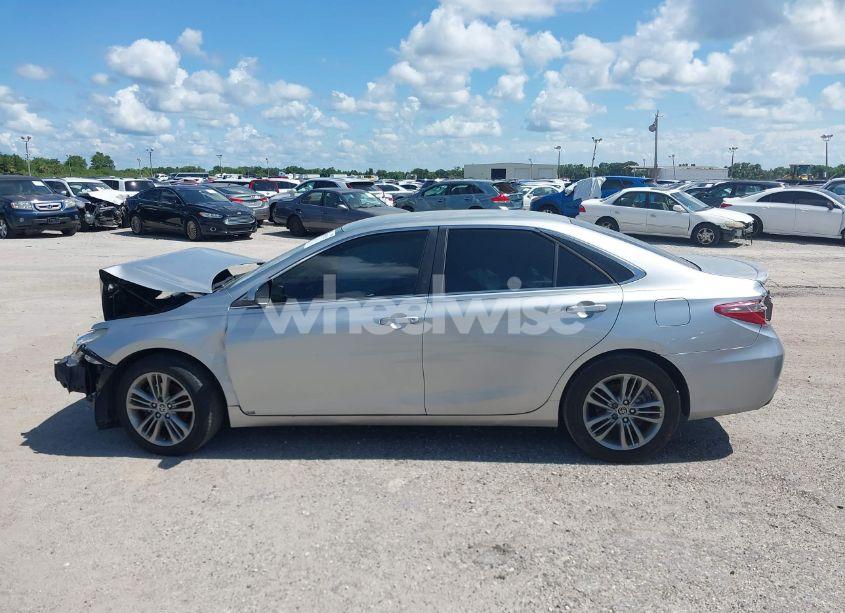 Photo 13 of 2015 Toyota Camry SE (VIN 4T1BF1FKXFU021005)