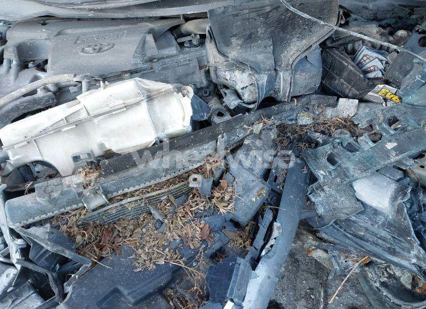 Photo 10 of 2015 Toyota Camry LE (VIN 4T1BF1FKXFU023417)