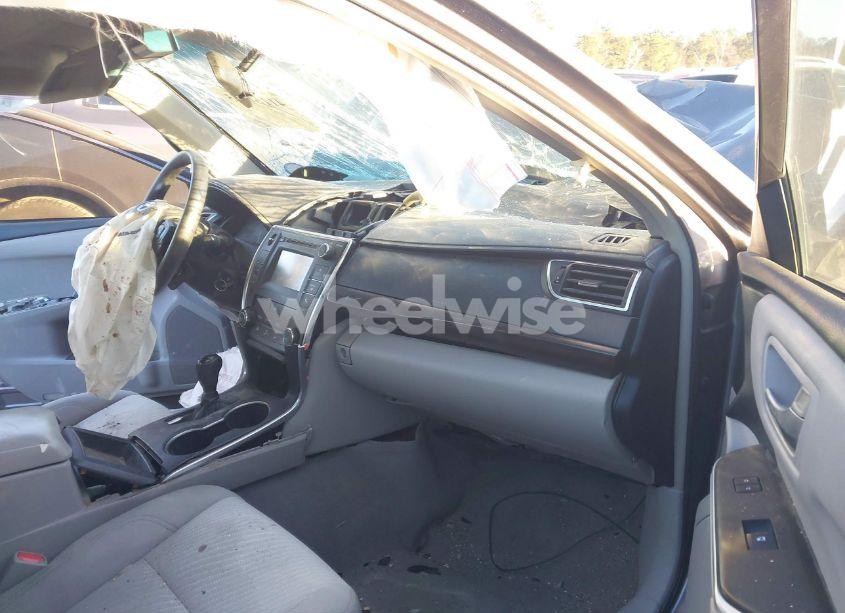 Photo 5 of 2015 Toyota Camry LE (VIN 4T1BF1FKXFU023417)