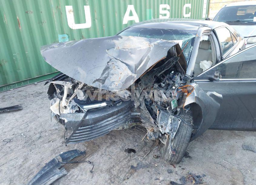 Photo 6 of 2015 Toyota Camry LE (VIN 4T1BF1FKXFU023417)