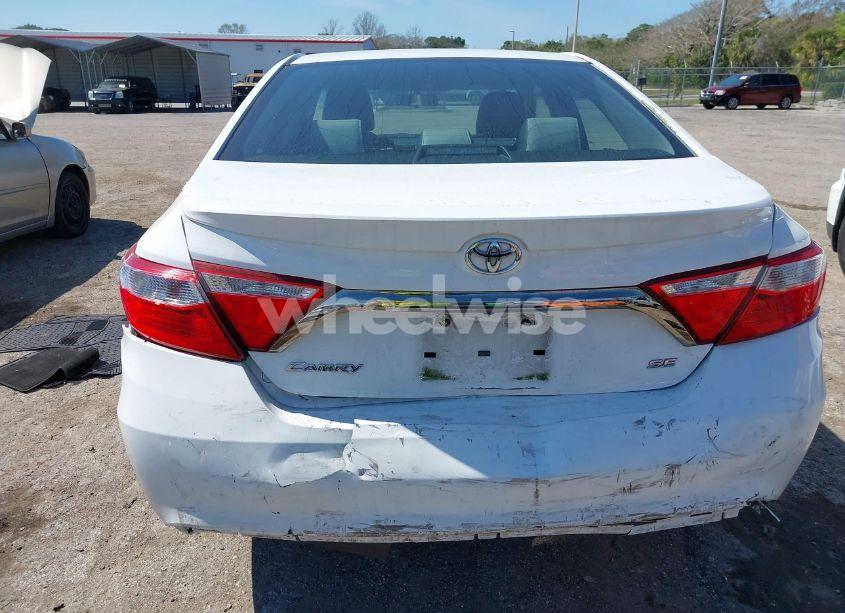 Photo 16 of 2015 Toyota Camry SE (VIN 4T1BF1FKXFU030741)