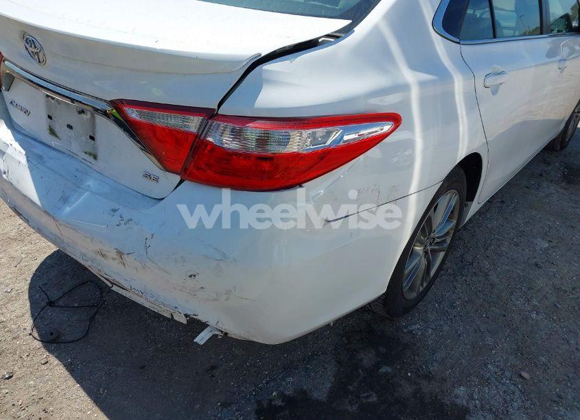 Photo 6 of 2015 Toyota Camry SE (VIN 4T1BF1FKXFU030741)