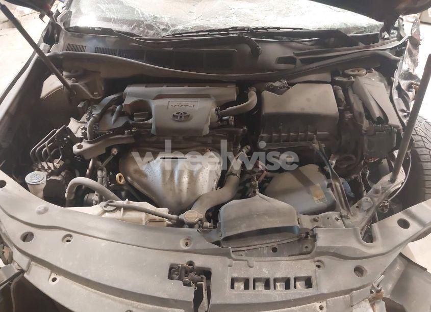 Photo 10 of 2015 Toyota Camry SE (VIN 4T1BF1FKXFU041982)