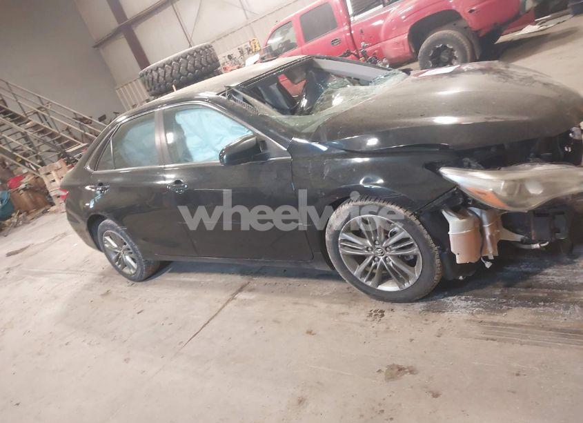 Photo 13 of 2015 Toyota Camry SE (VIN 4T1BF1FKXFU041982)