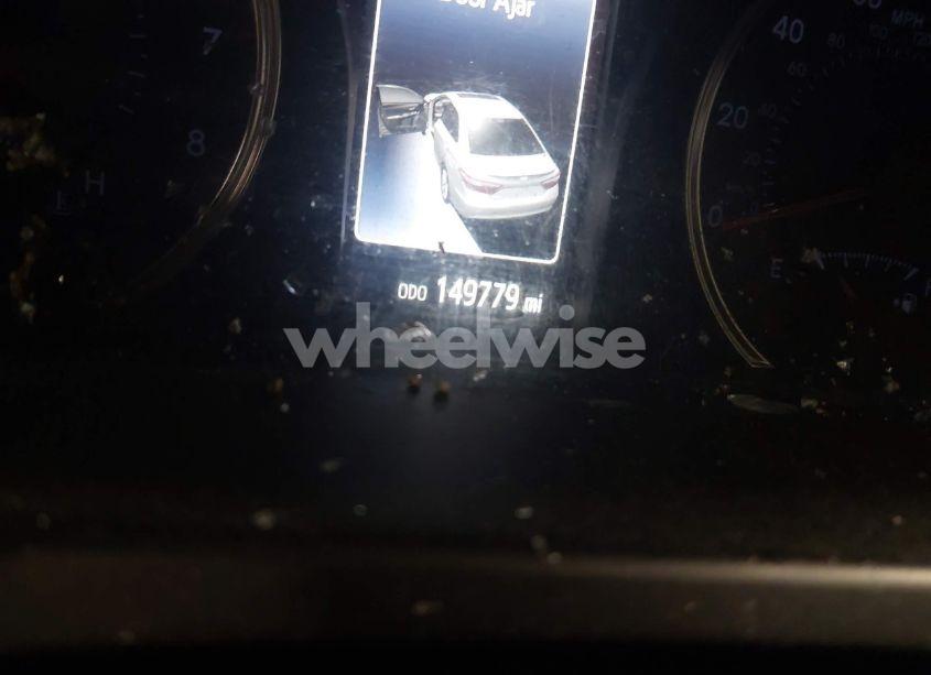 Photo 15 of 2015 Toyota Camry SE (VIN 4T1BF1FKXFU041982)