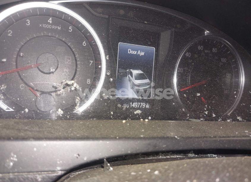 Photo 7 of 2015 Toyota Camry SE (VIN 4T1BF1FKXFU041982)