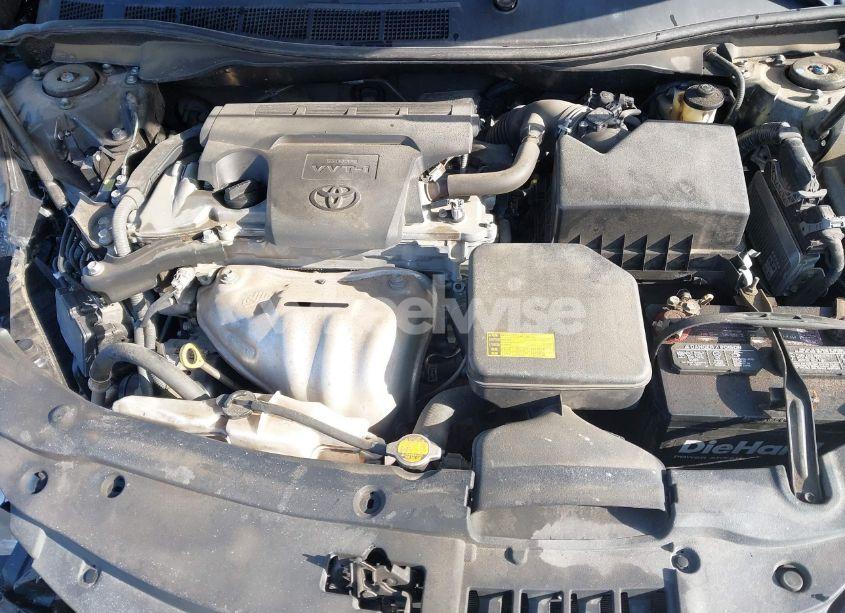 Photo 10 of 2015 Toyota Camry SE (VIN 4T1BF1FKXFU053128)