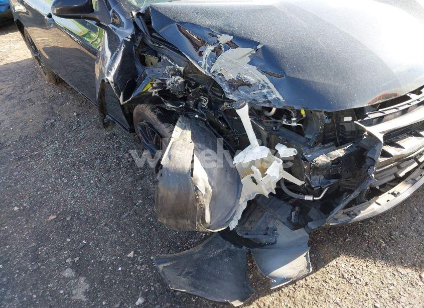 Photo 6 of 2015 Toyota Camry SE (VIN 4T1BF1FKXFU053128)