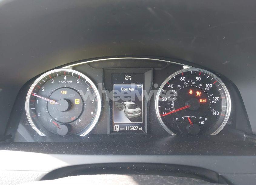 Photo 7 of 2015 Toyota Camry SE (VIN 4T1BF1FKXFU053128)