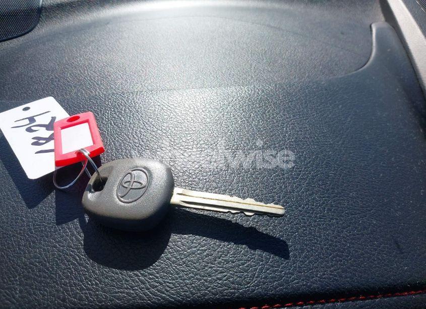 Photo 11 of 2015 Toyota Camry SE (VIN 4T1BF1FKXFU061990)