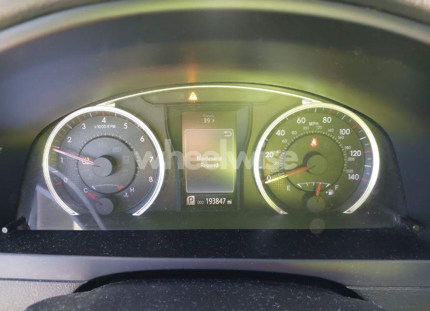 Photo 7 of 2015 Toyota Camry SE (VIN 4T1BF1FKXFU061990)