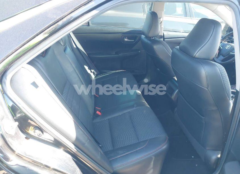 Photo 8 of 2015 Toyota Camry SE (VIN 4T1BF1FKXFU061990)