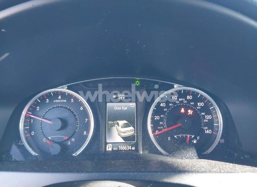 Photo 7 of 2015 Toyota Camry SE (VIN 4T1BF1FKXFU074707)