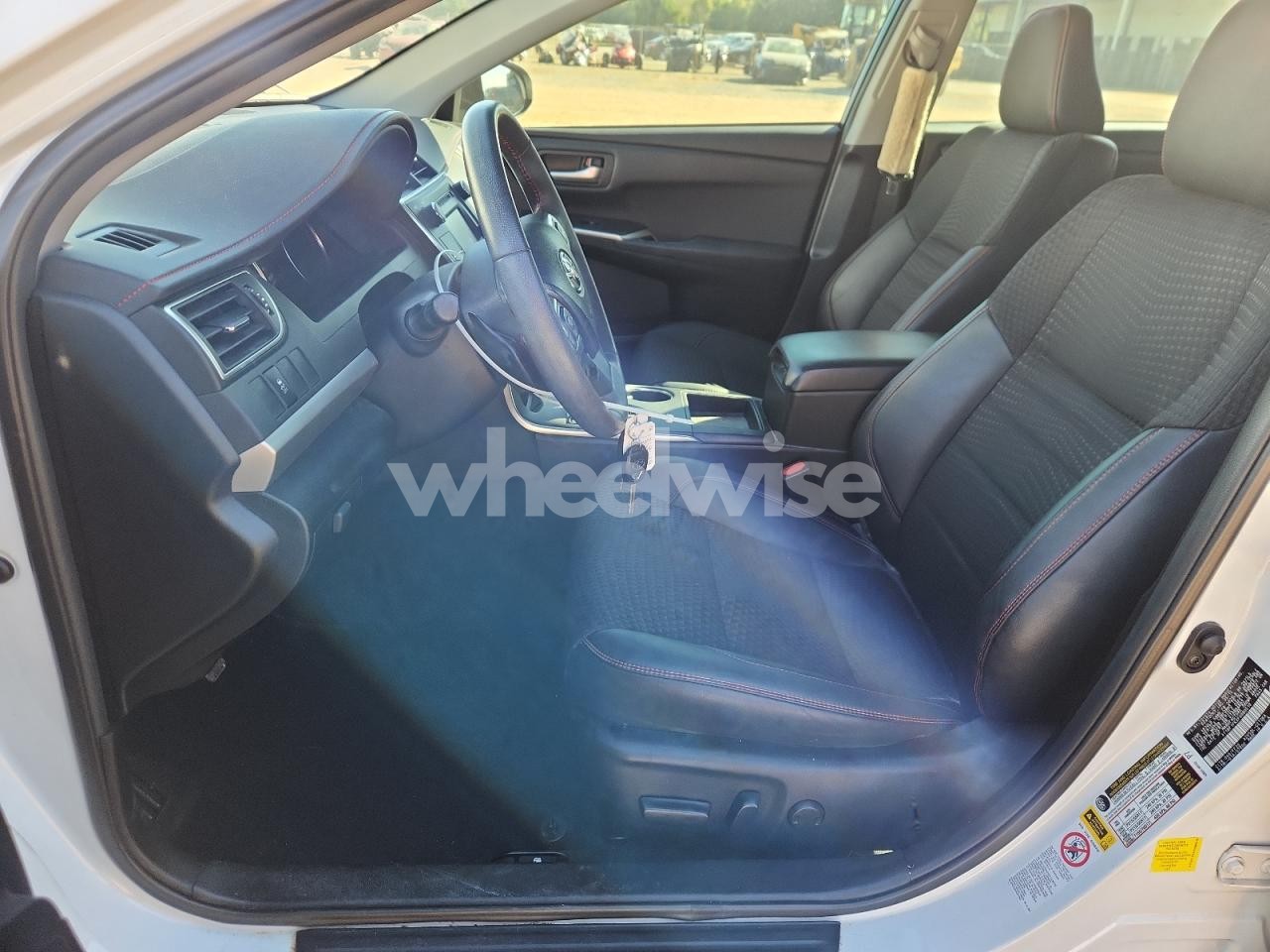 Photo 7 of 2015 TOYOTA CAMRY LE (VIN 4T1BF1FKXFU080510)