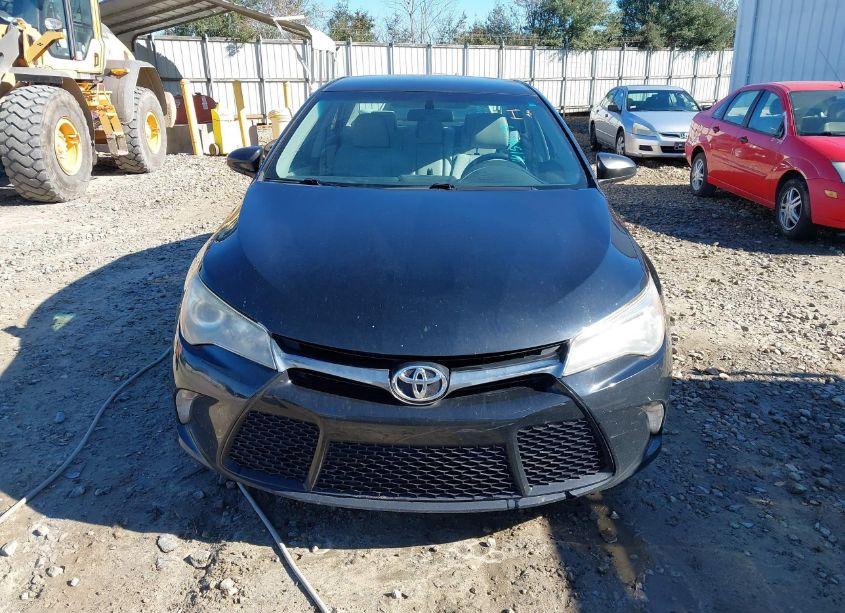 Photo 12 of 2015 Toyota Camry SE (VIN 4T1BF1FKXFU092091)