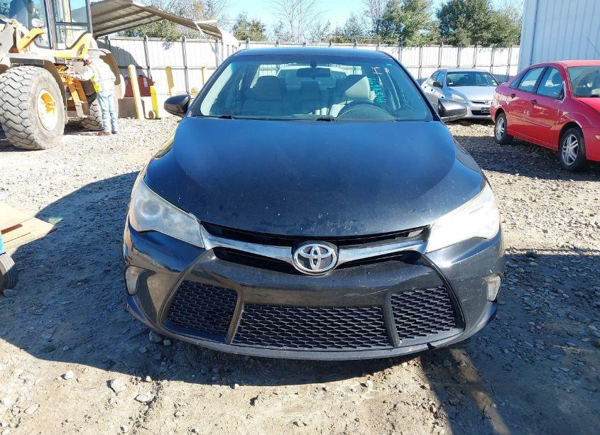 Photo 6 of 2015 Toyota Camry SE (VIN 4T1BF1FKXFU092091)