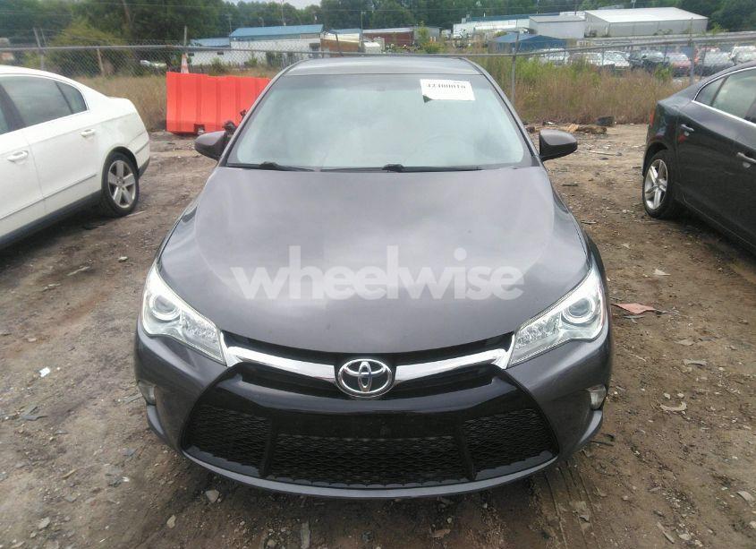 Photo 12 of 2015 Toyota Camry SE (VIN 4T1BF1FKXFU101145)
