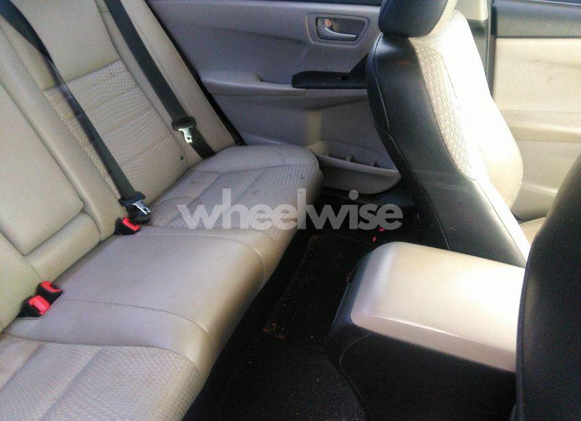 Photo 8 of 2015 Toyota Camry SE (VIN 4T1BF1FKXFU101145)