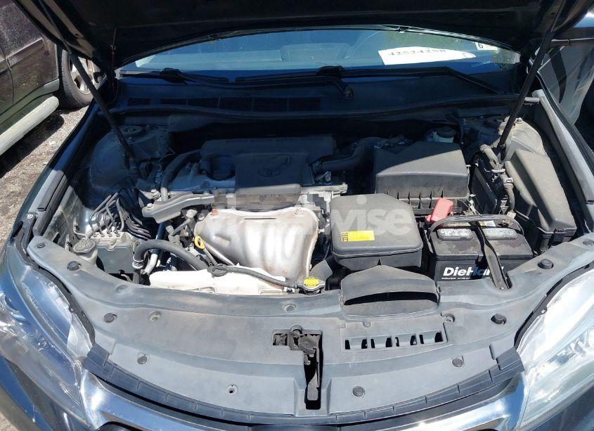 Photo 10 of 2015 Toyota Camry SE (VIN 4T1BF1FKXFU475402)