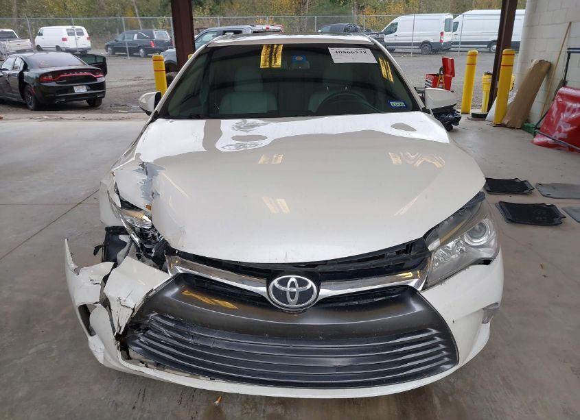Photo 12 of 2015 Toyota Camry XLE (VIN 4T1BF1FKXFU899453)
