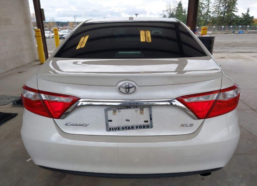 Photo 16 of 2015 Toyota Camry XLE (VIN 4T1BF1FKXFU899453)