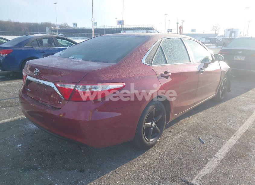 Photo 4 of 2015 Toyota Camry LE (VIN 4T1BF1FKXFU912007)