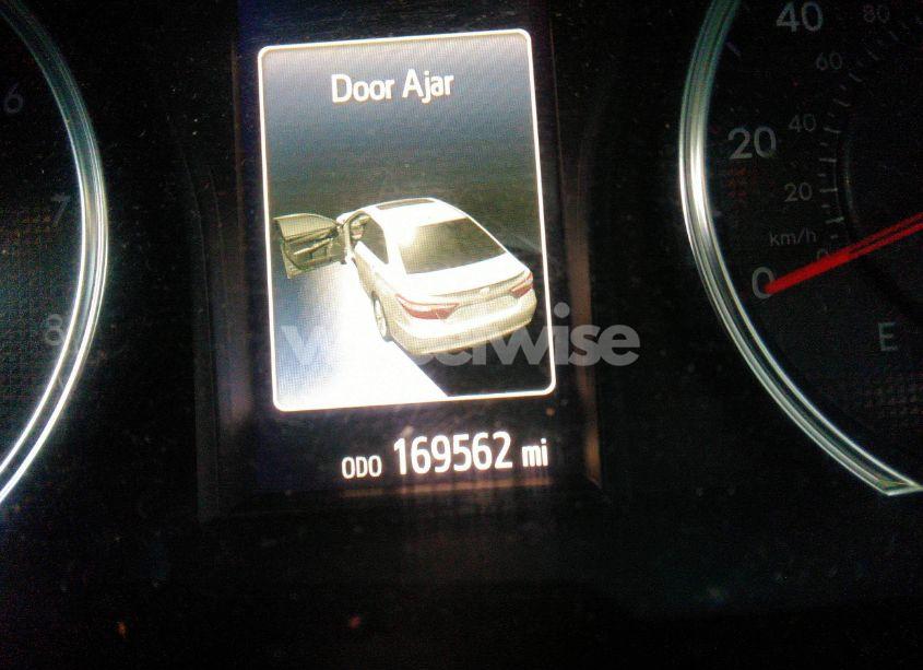 Photo 14 of 2015 Toyota Camry SE (VIN 4T1BF1FKXFU923444)