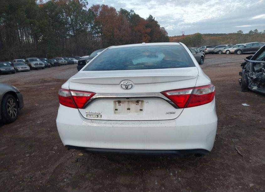 Photo 17 of 2015 Toyota Camry XSE (VIN 4T1BF1FKXFU954046)