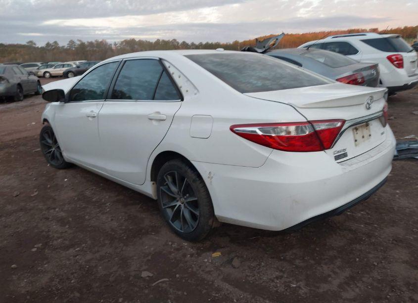 Photo 3 of 2015 Toyota Camry XSE (VIN 4T1BF1FKXFU954046)