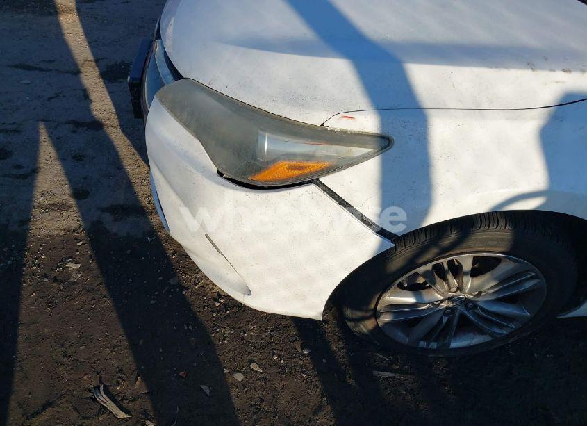 Photo 6 of 2015 Toyota Camry SE (VIN 4T1BF1FKXFU985409)