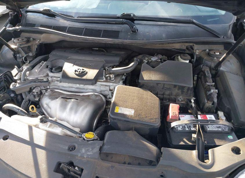 Photo 10 of 2015 Toyota Camry SE (VIN 4T1BF1FKXFU989427)