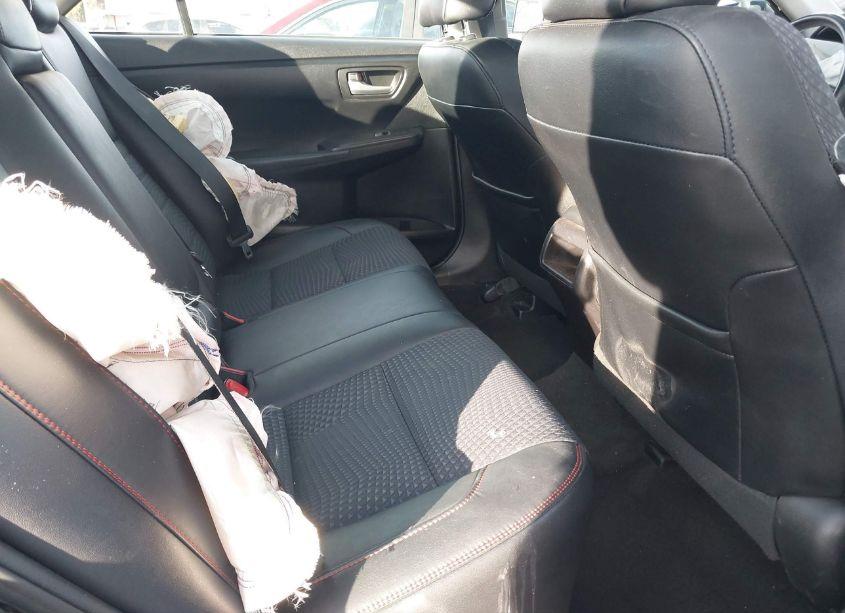 Photo 8 of 2015 Toyota Camry SE (VIN 4T1BF1FKXFU989427)