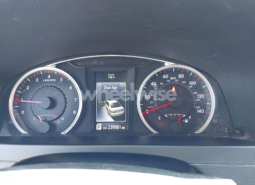 Photo 7 of 2015 Toyota Camry SE (VIN 4T1BF1FKXFU990688)