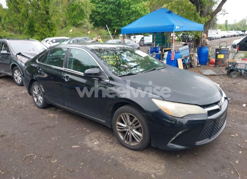 Photo 13 of 2015 Toyota Camry SE (VIN 4T1BF1FKXFU993736)